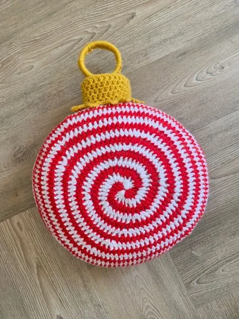 Big Bauble Crochet Christmas Pillow Pattern