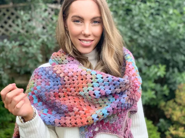 Free Granny Ripple Crochet Pattern for a Shawl