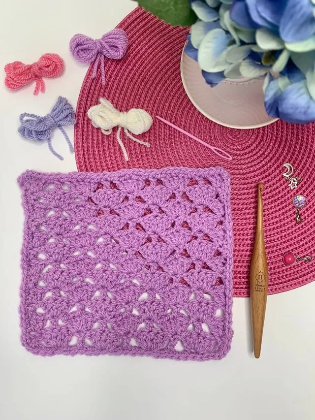 How to crochet the Linked Shell Stitch Granny Square