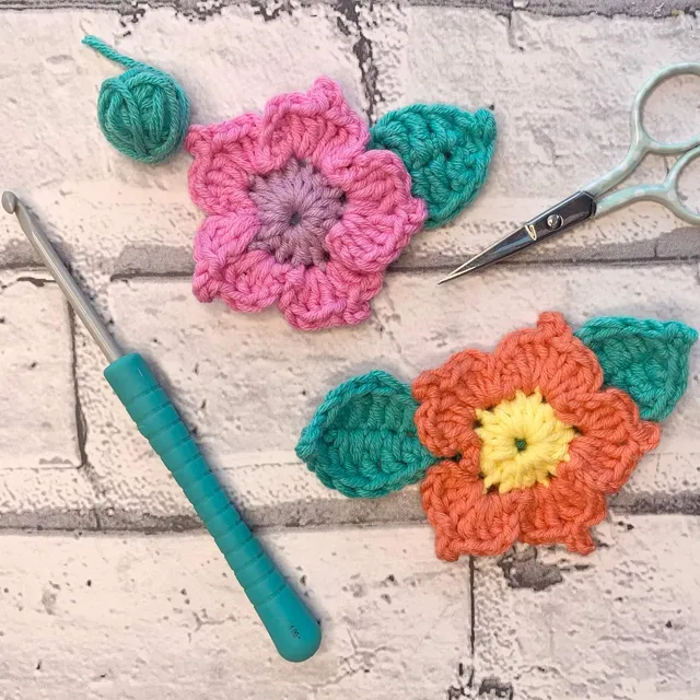 Easy Crochet Flower for beginners