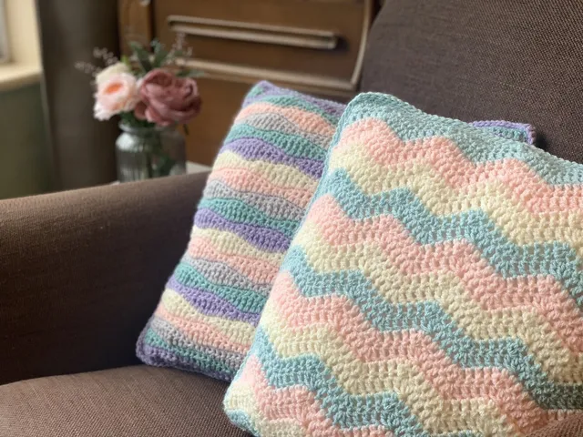 Easy Crochet Patterns for Cushion Covers