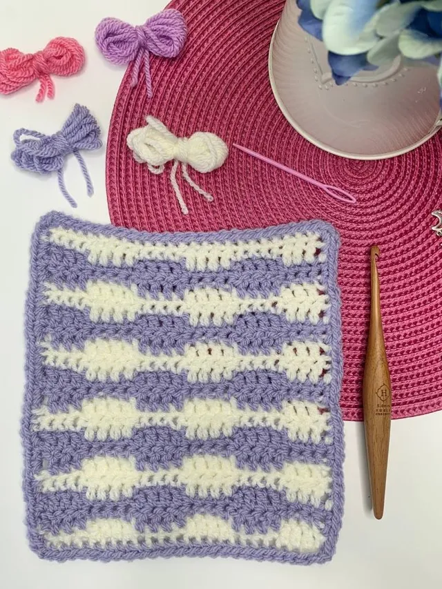 Short Wave Stitch Granny Square Pattern