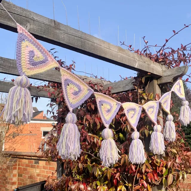 Spiral Crochet Bunting Pattern Free