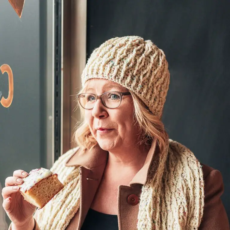 Cosy Cable Stitch Hat